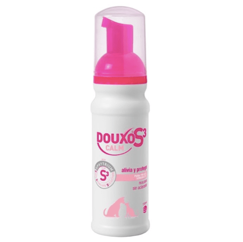 champú seco para picores en piel de perros y gatos douxo calm mousse 150 ml