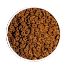 aspecto pienso natural de pollo para gatos Ownat Classic cat Daily Care pienso para gatos adultos